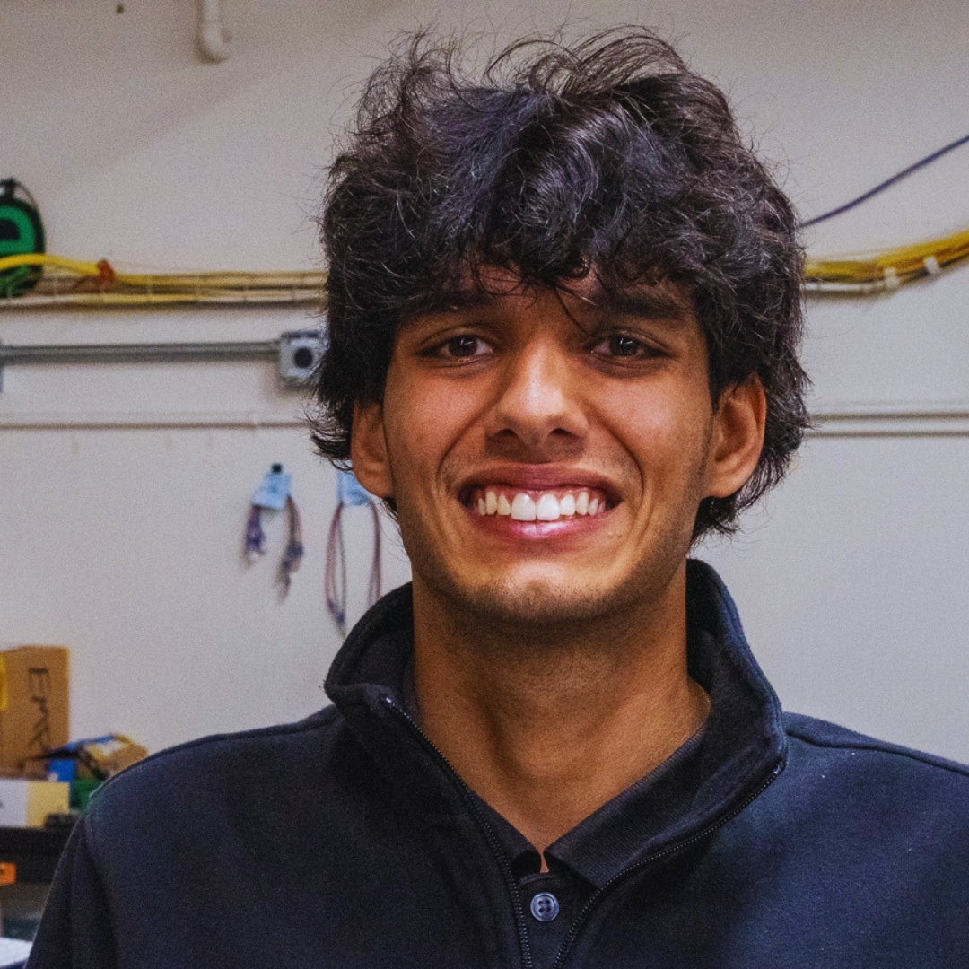 Dhruv Kapur headshot